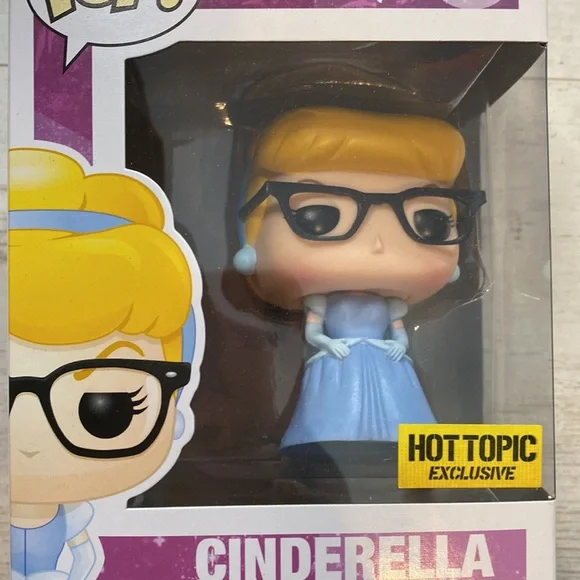 Funko Pop Nerd Cinderella #157 Disney Figure - Picture 3 of 9